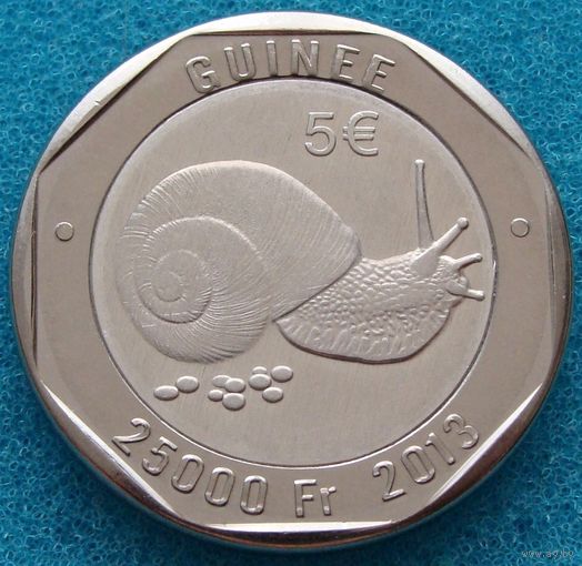 Гвинея. 25.000 франков 2013 года  UC#100  "Синергия"