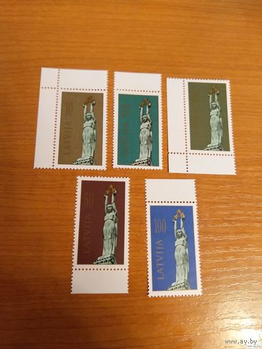 1991 Латвия монумент искусство культура чистые клей MNH** (1-л1)