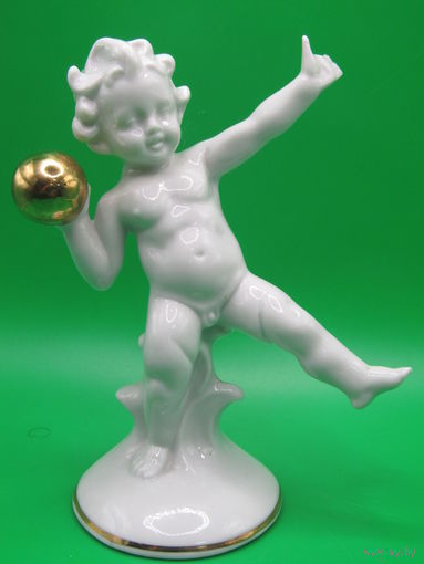 С рубля. "Путти с мячом". Статуэтка. Оригинал. Германия. Номерная. Ретро СССР. м