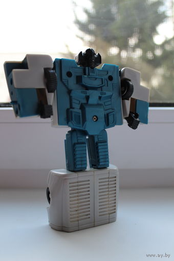 Трансформер из 90-х. Редкость!