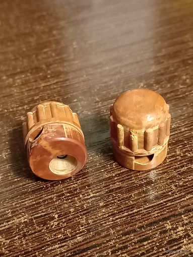 Колпачки анодные.