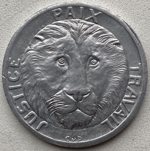 Конго 10 франков 1965 г. Лев