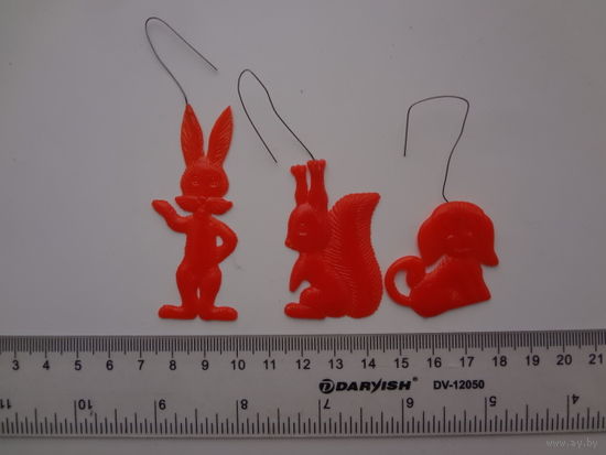 Украшение на ёлку. (пластик).