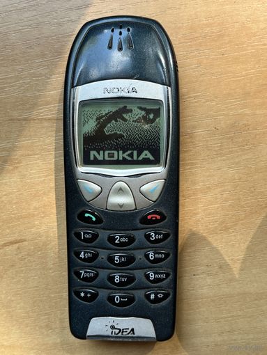 Кнопочный телефон Nokia 6210