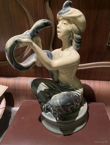 Факирша с коброй, 26 см