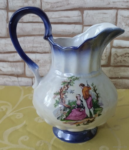 Молочник (сливочник) эпохи СССР из сервиза чайного/кофейного *Пастушка*, фарфор, фаянс