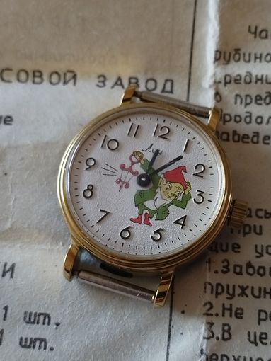 Часы " луч " . 1801.1к1. Новые. Паспорт.