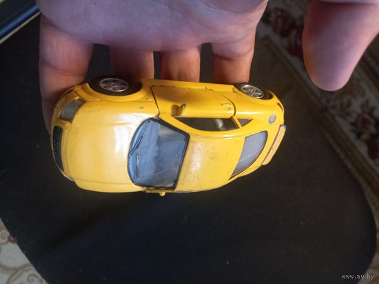 Модель автомобиля 1/32 Audi TT