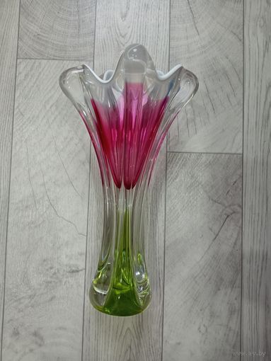 Ваза чешское стекло.