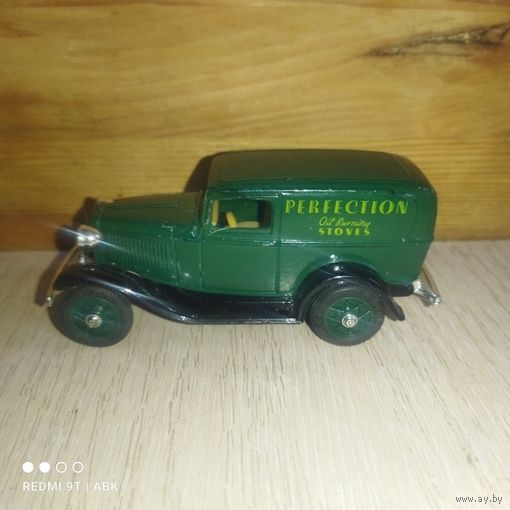 Ford 1932.ERTL.1/43.