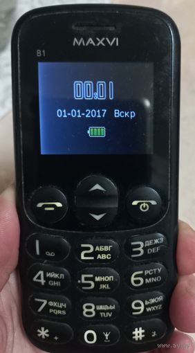 Телефон кнопочный MAXVI