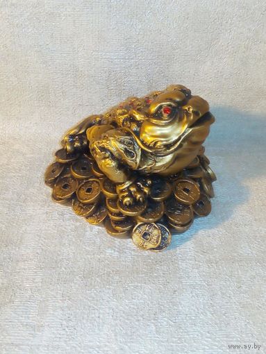 Денежная жаба талисман фэн шуй