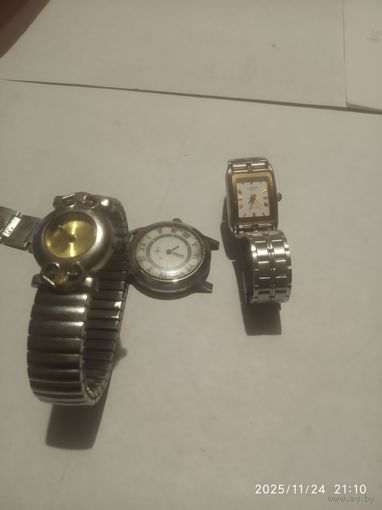 Часы. Работаспособность не известна