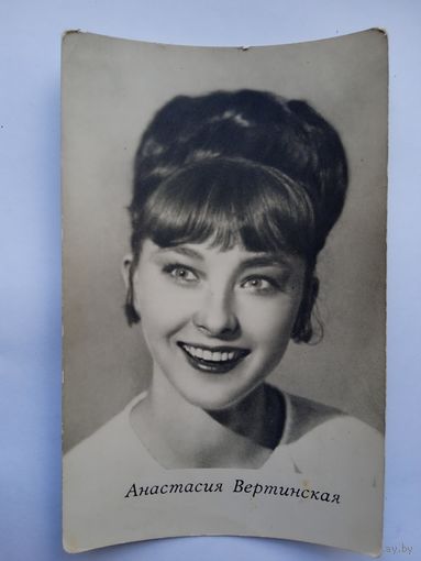 Киноактриса Анастасия Вертинская
