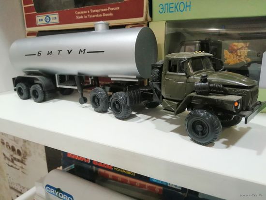 Урал 4320,, ЭЛЕКОН,, с п/прицепом битумовоз ДС-164 /ЦБ-18,,КазЛаб,,