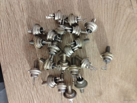 Тиристор КУ202Н-21шт.Цена-опт, 1шт-1,5руб.