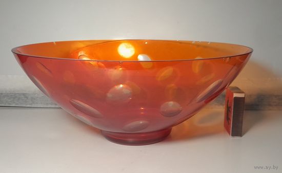 Фруктовница, конфетница, салатница СССР, красное стекло