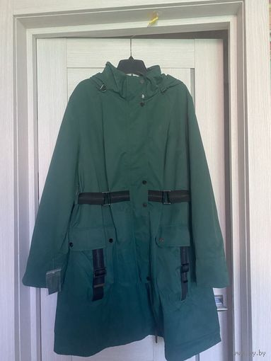 Продам плащ женский р.56-60, новый.