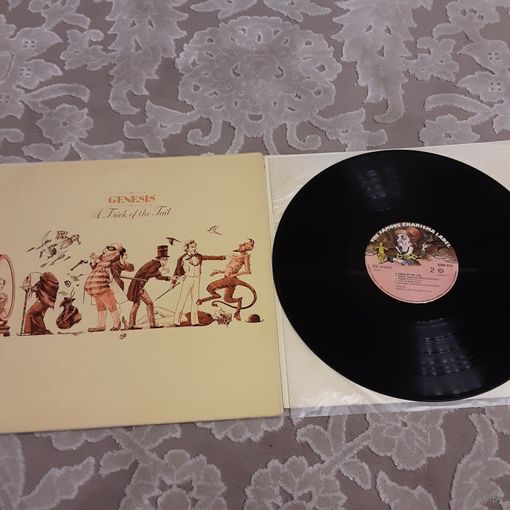 GENESIS - 1976 - A TRICK OF THE TAIL (HOLLAND) LP