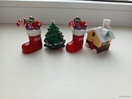 Новогодние игрушки Кока-Кола