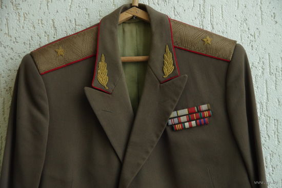 Китель  " Генерал - майор " Р. 54