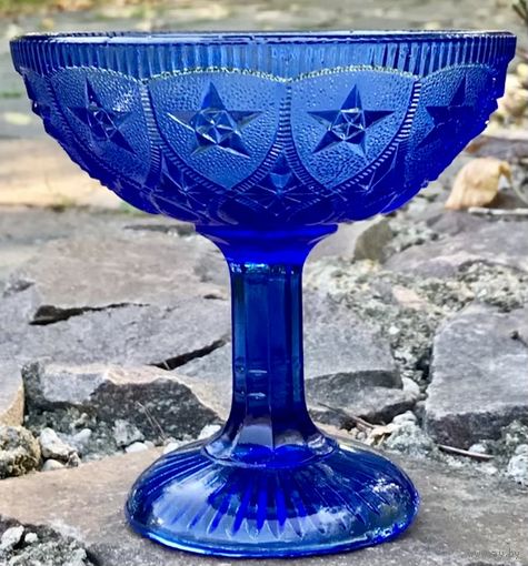 Вазочка на ножке (конфетница) завод восстание  1920г (Звёзды)