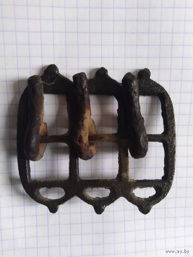 Пряга, пряжка.большая, старинная.