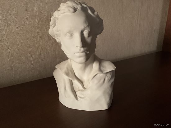 Бюст Пушкин (бисквит) ЛФЗ.