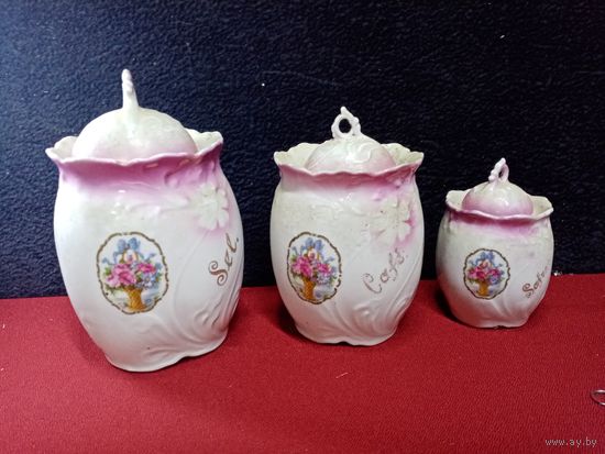 С рубля без мц. емкости для специй, высота: 12.5см, 11, 7.5см. диам: 8.5см., 8, 6см.