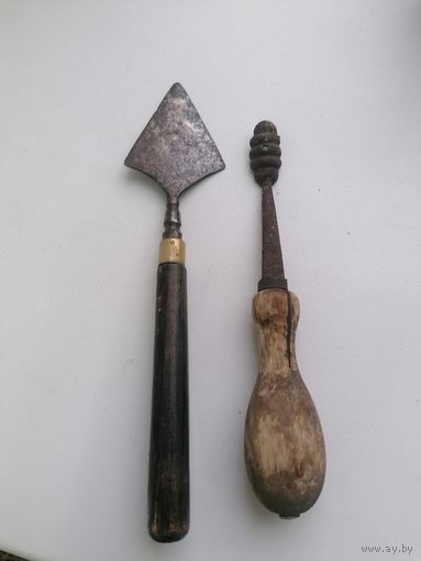 Старинный инструмент скорняжника?