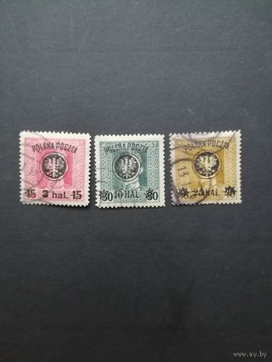 Польша 1918 Три марки из серии с надпечаткой "Polska Poczta" на марках полевой почты Австро-Венгрии (гашение с наклейками) Mi.21,22А-23А каталог 17.50 евро