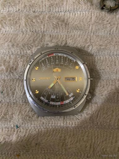 Часы  Ориент автоподзавод с рубля без мпц!