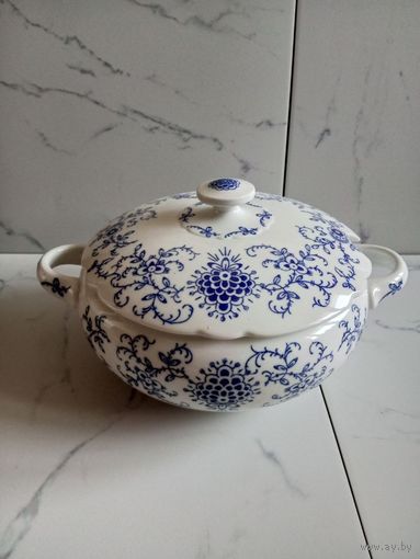 Антикварная фарфоровая супница.KALK,Тюрингия