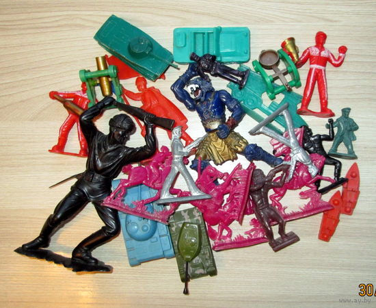 Сборный лот солдатиков