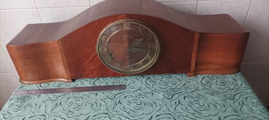 Часы каминные.Германия. Бой каждые 15 минут. 72 см.