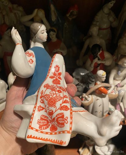 Вышивальщица рушников (УССР) 1960-70-е годы