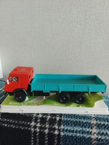 Камаз 53212