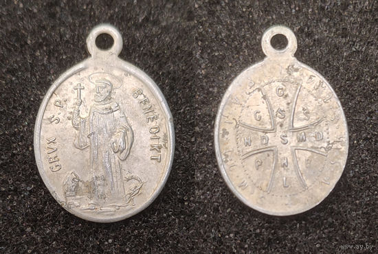 Медальон католический. Бенедикт Нурсийский.