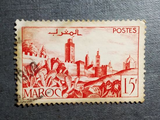 Марка Марокко 1947 год Вид города