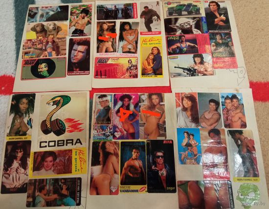 Наклейки 90-х лотом наклеены