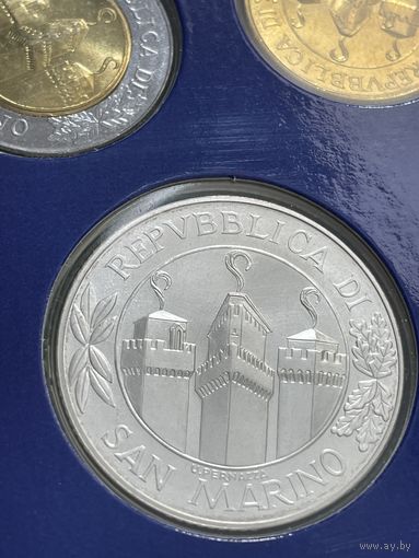 Сан-Марино 5000 лир 2001 г ( 1700 лет независимости... )