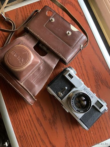 "Киев-4А" с редким объективом" Юпитер-8" , обычно был "8М".  1958-80г. Экспортный вариант без маркировки-оригинальный чехол. цена от состояния!