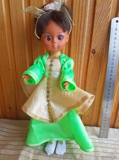 Кукла (32 см)