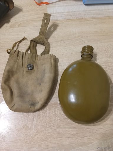 Фляга армейская с чехлом