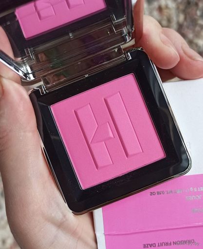 Румяна Haus Labs By Lady Gaga Color Fuse Blush в оттенке Dragon Fruit Daze