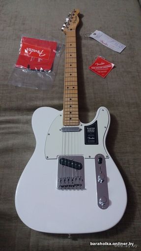 Fender Player Telecaster Maple Fingerboard Polar White.