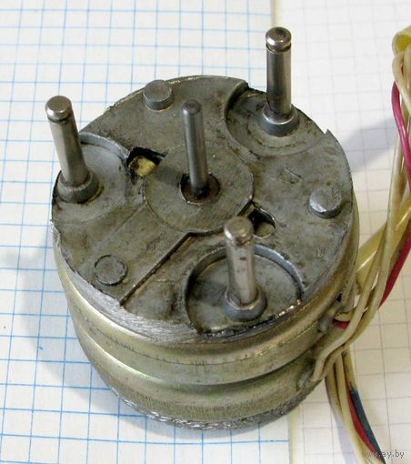 Двигатель синхронный ДСК-50-1,6-0,375 6в