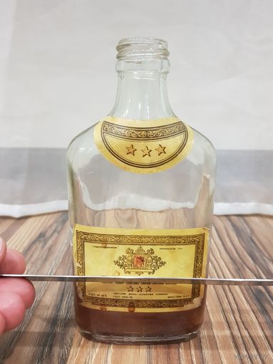 Бутылочка винтажная от горячительного