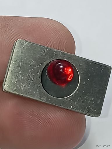 Запонка  60 х годов Lageskov tin Danmark , с натуральным камнем . Клеймо . Настолько редкая что не нашел такую в каталоге фирмы.