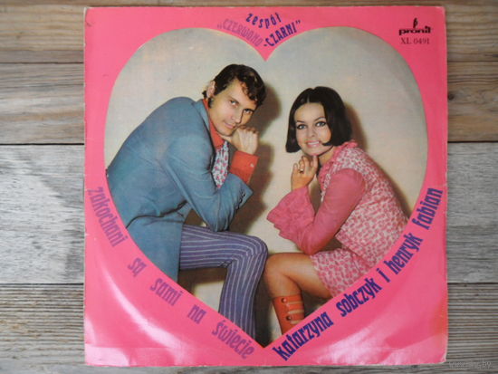 Czerwono-Czarni / Katarzyna Sobczyk i Henryk Fabian - Zakochani sa sami na swiecie - Pronit, Польша - 1968 г.